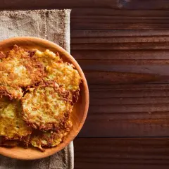 Jak przechować placki ziemniaczane? Uratuj smak i świeżość domowych frytek!