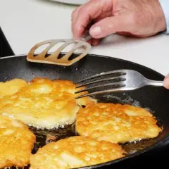 Najlepszy tłuszcz do placków ziemniaczanych - smak i chrupkość