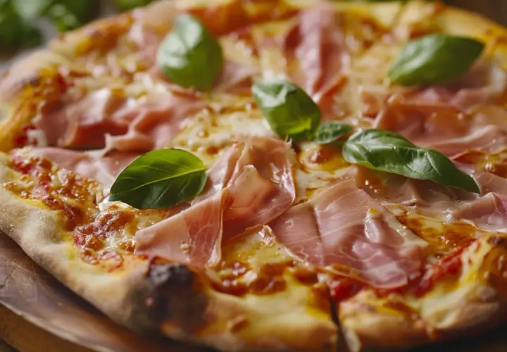 Pizza z szynką parmeńską: Pyszny przepis rodem z Włoch